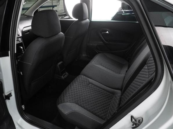 Volkswagen Polo V Рестайлинг с пробегом 2019 года, цена 1 299 000 рублей, 78182 км, седан, Автокод Объявления