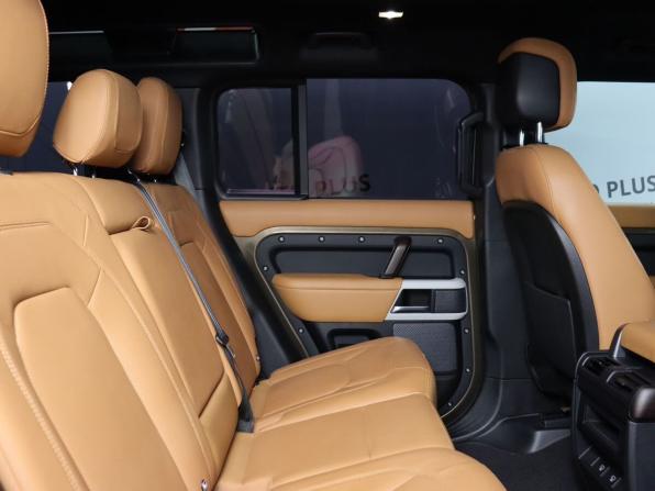 Land Rover Defender II с пробегом 2022 года, цена 6 999 000 рублей, 111000 км, внедорожник, Автокод Объявления