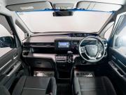 Honda Stepwgn V Рестайлинг Чита  - изображение 31
