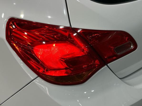 Opel Astra J Рестайлинг с пробегом 2013 года, цена 640 000 рублей, 134267 км, хэтчбек, Автокод Объявления