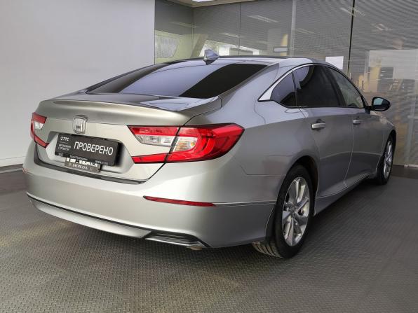 Honda Accord X с пробегом 2019 года, цена 1 985 000 рублей, 115600 км, седан, Автокод Объявления
