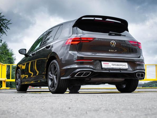 Volkswagen Golf VIII с пробегом 2022 года, цена 2 897 000 рублей, 42007 км, хэтчбек, Автокод Объявления
