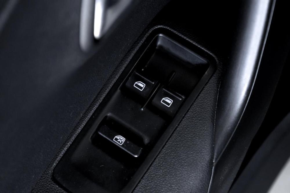 Volkswagen Polo V Рестайлинг Тюмень  - изображение 19