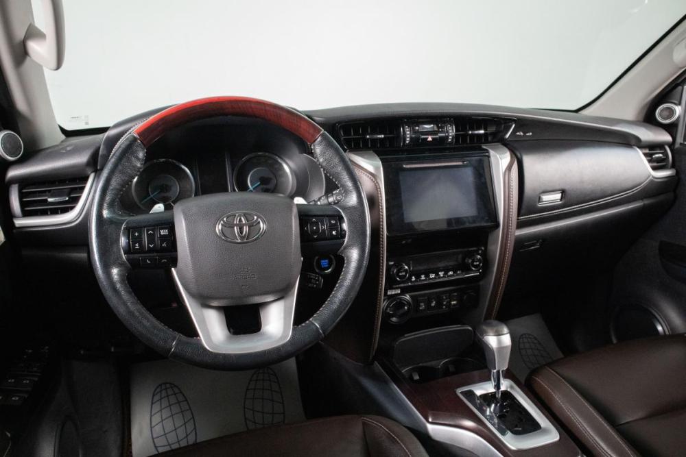 Toyota Fortuner II Сургут  - изображение 11