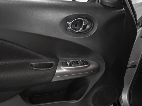 Nissan Juke I с пробегом 2012 года, цена 895 000 рублей, 194652 км, внедорожник, Автокод Объявления