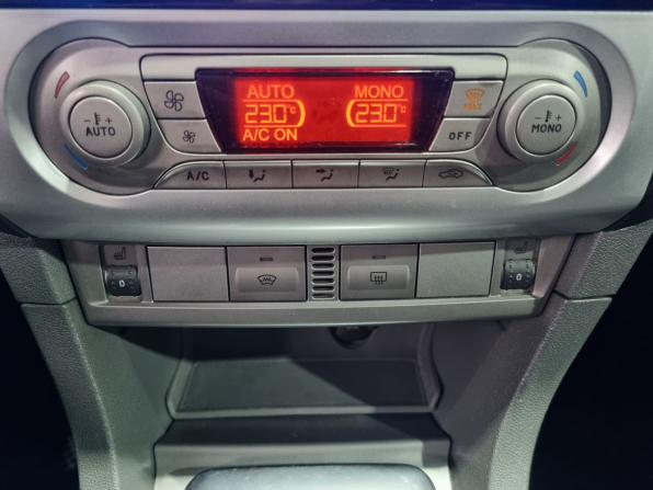 Ford Focus II Рестайлинг с пробегом 2011 года, цена 559 000 рублей, 274272 км, седан, Автокод Объявления