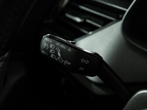 Skoda Rapid II с пробегом 2022 года, цена 1 788 000 рублей, 56233 км, лифтбек, Автокод Объявления