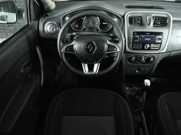 Renault Logan II Рестайлинг с пробегом 2021 года, цена 950 000 рублей, 68898 км, седан, Автокод Объявления