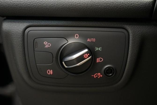 Audi A6 IV (C7) Рестайлинг с пробегом 2016 года, цена 2 177 000 рублей, 189166 км, седан, Автокод Объявления