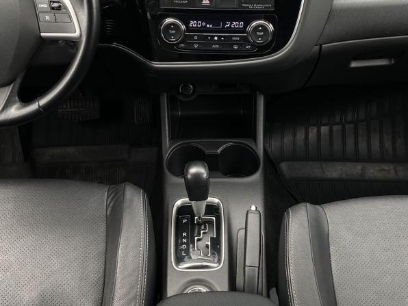 Mitsubishi Outlander III Рестайлинг с пробегом 2014 года, цена 1 789 000 рублей, 55229 км, внедорожник, Автокод Объявления