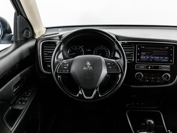 Mitsubishi Outlander III Рестайлинг 3 с пробегом 2019 года, цена 1 999 000 рублей, 126385 км, внедорожник, Автокод Объявления