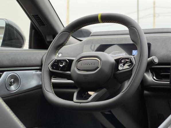 Lynk &amp; Co 07 I Рестайлинг с пробегом 2026 года, цена 5 600 000 рублей, 10 км, универсал, Автокод Объявления