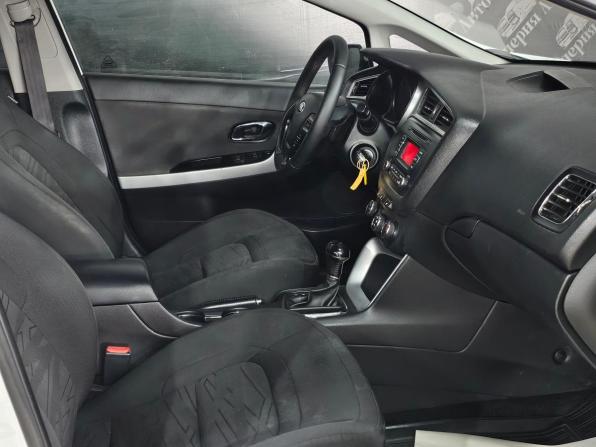 Kia Ceed II Рестайлинг с пробегом 2017 года, цена 1 245 000 рублей, 117159 км, хэтчбек, Автокод Объявления