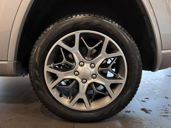 Jeep Grand Cherokee IV (WK2) Рестайлинг с пробегом 2021 года, цена 5 000 000 рублей, 72671 км, внедорожник, Автокод Объявления