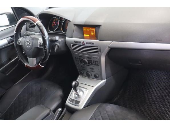 Opel Astra H Рестайлинг с пробегом 2009 года, цена 453 000 рублей, 151940 км, хэтчбек, Автокод Объявления