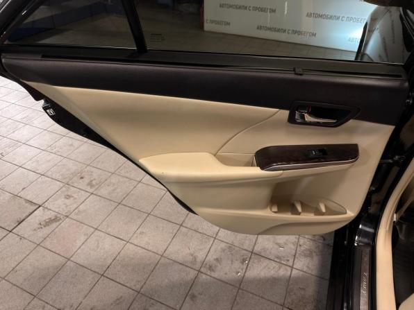Toyota Camry VII (XV50) Рестайлинг с пробегом 2015 года, цена 1 899 000 рублей, 205000 км, седан, Автокод Объявления