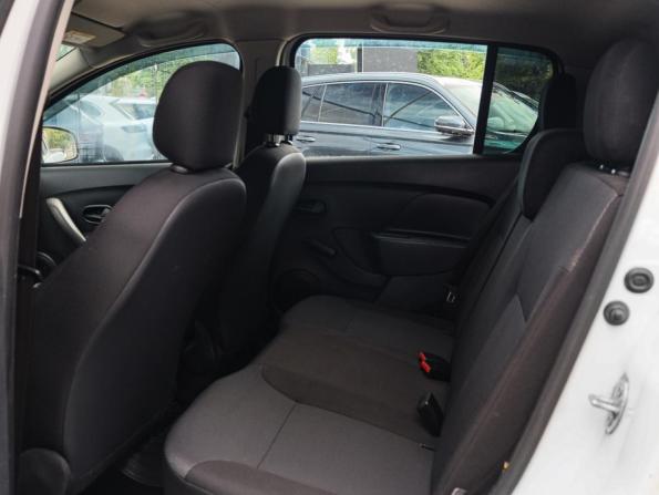 Renault Sandero II с пробегом 2015 года, цена 879 000 рублей, 32182 км, хэтчбек, Автокод Объявления