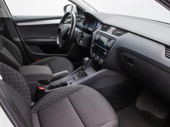 Skoda Octavia III (A7) Рестайлинг с пробегом 2020 года, цена 1 678 000 рублей, 148837 км, лифтбек, Автокод Объявления