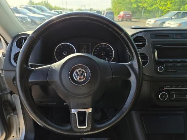 Volkswagen Tiguan I Рестайлинг с пробегом 2012 года, цена 980 000 рублей, 283685 км, внедорожник, Автокод Объявления