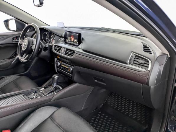 Mazda 6 III (GJ) Рестайлинг с пробегом 2018 года, цена 1 970 000 рублей, 114674 км, седан, Автокод Объявления