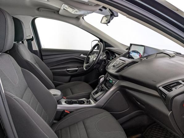Ford Kuga II с пробегом 2015 года, цена 1 350 000 рублей, 145968 км, внедорожник, Автокод Объявления