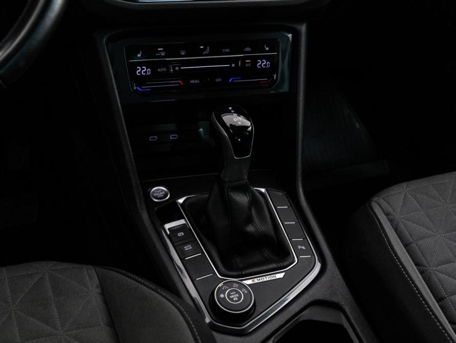 Volkswagen Tiguan II Рестайлинг Санкт-Петербург  - изображение 14