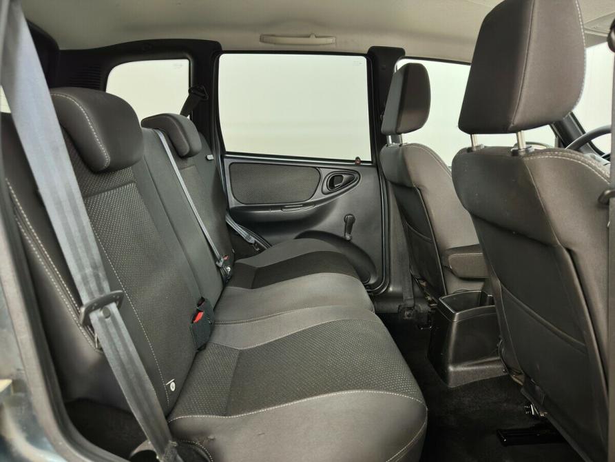 Chevrolet Niva I Рестайлинг Москва  - изображение 11
