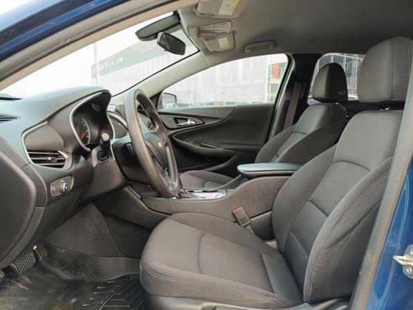 Chevrolet Malibu IX Рестайлинг с пробегом 2018 года, цена 1 349 000 рублей, 180380 км, седан, Автокод Объявления