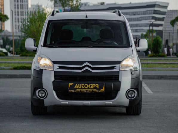 Citroen Berlingo II с пробегом 2011 года, цена 640 000 рублей, 280000 км, компактвэн, Автокод Объявления