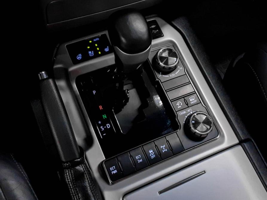 Toyota Land Cruiser 200 Series Рестайлинг 2 Москва  - изображение 17