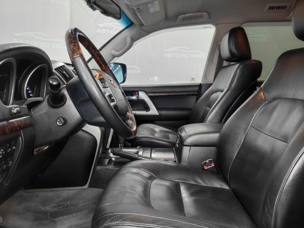 Toyota Land Cruiser 200 Series Рестайлинг 1 с пробегом 2012 года, цена 4 250 000 рублей, 200000 км, внедорожник, Автокод Объявления