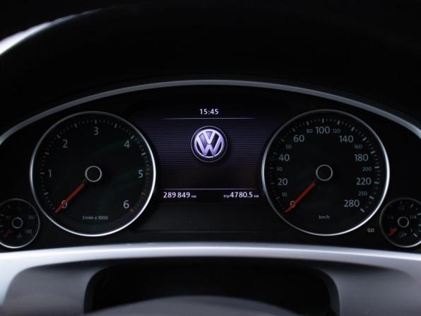 Volkswagen Touareg II с пробегом 2011 года, цена 1 670 000 рублей, 289850 км, внедорожник, Автокод Объявления