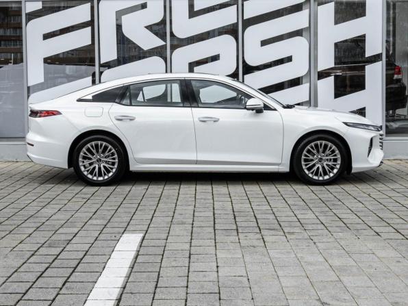FAW Bestune B70 I Рестайлинг с пробегом 2024 года, цена 2 598 000 рублей, 66 км, лифтбек, Автокод Объявления