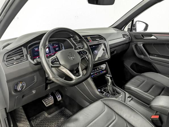 Volkswagen Tiguan II Рестайлинг с пробегом 2021 года, цена 3 615 000 рублей, 96243 км, внедорожник, Автокод Объявления