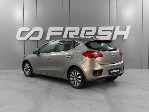 Kia Ceed II Рестайлинг с пробегом 2015 года, цена 1 399 000 рублей, 76664 км, хэтчбек, Автокод Объявления