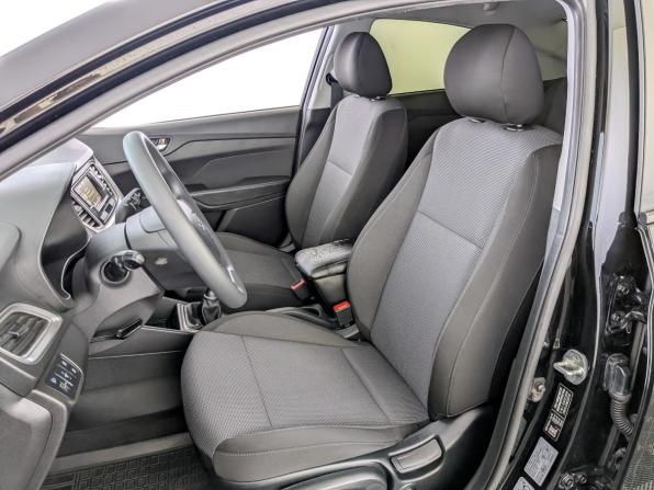 Hyundai Solaris II Рестайлинг с пробегом 2021 года, цена 1 400 000 рублей, 112328 км, седан, Автокод Объявления
