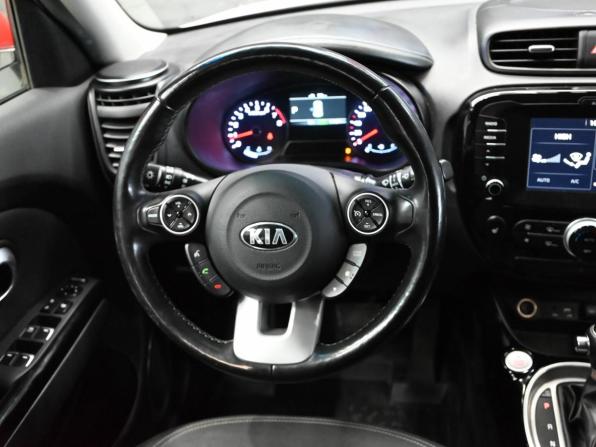 Kia Soul II Рестайлинг с пробегом 2017 года, цена 1 640 000 рублей, 115800 км, хэтчбек, Автокод Объявления