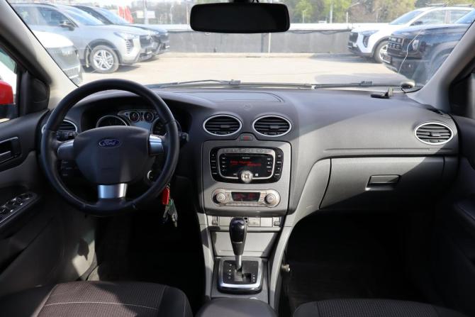 Ford Focus II Рестайлинг с пробегом 2011 года, цена 489 000 рублей, 228000 км, хэтчбек, Автокод Объявления