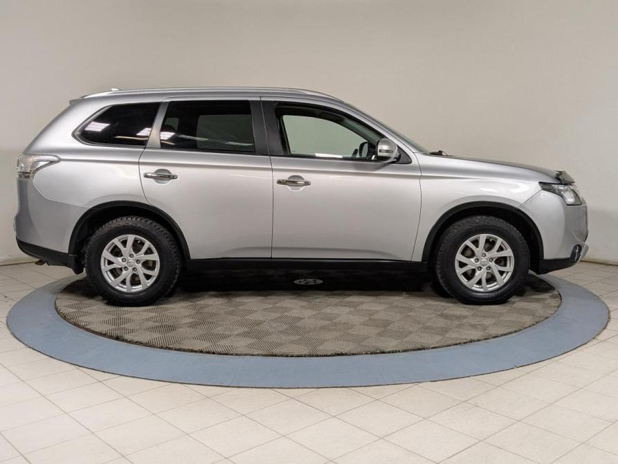 Mitsubishi Outlander III Рестайлинг Екатеринбург  - изображение 9