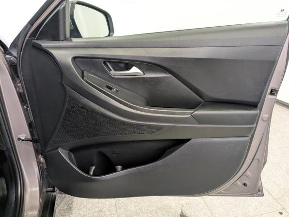 Hyundai Creta II с пробегом 2022 года, цена 2 590 000 рублей, 16062 км, внедорожник, Автокод Объявления