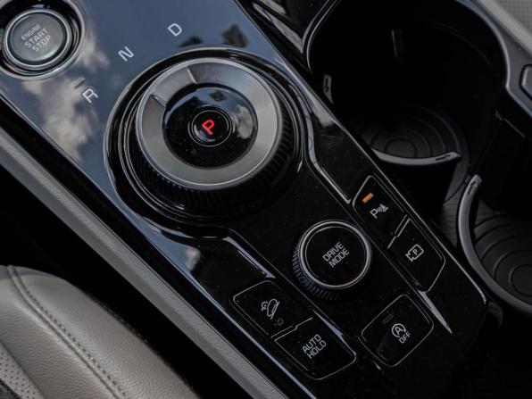 Kia Sportage V с пробегом 2021 года, цена 3 050 000 рублей, 111228 км, внедорожник, Автокод Объявления