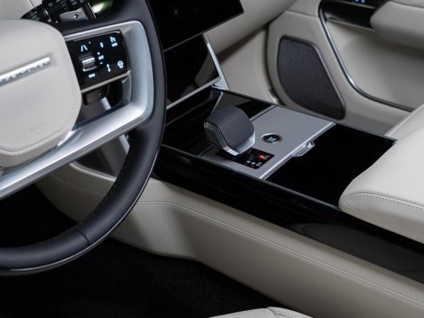 Новый Land Rover Range Rover V 2026 года, цена 28 490 000 рублей, внедорожник, Автокод Объявления