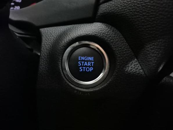 Toyota RAV4 V (XA50) с пробегом 2019 года, цена 3 100 000 рублей, 103658 км, внедорожник, Автокод Объявления