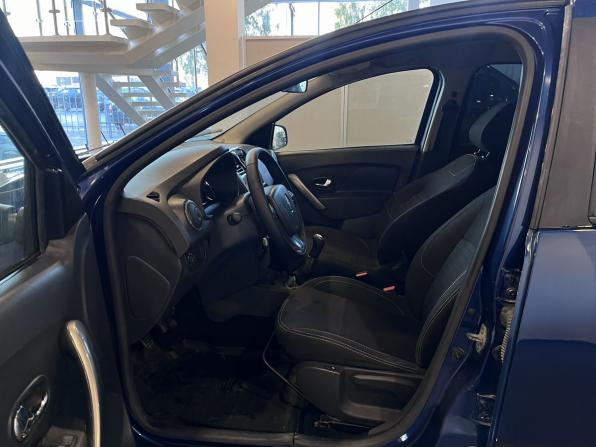 Renault Logan II с пробегом 2015 года, цена 470 000 рублей, 293550 км, седан, Автокод Объявления