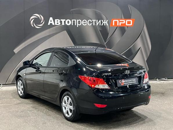 Hyundai Solaris I с пробегом 2013 года, цена 680 000 рублей, 230092 км, седан, Автокод Объявления