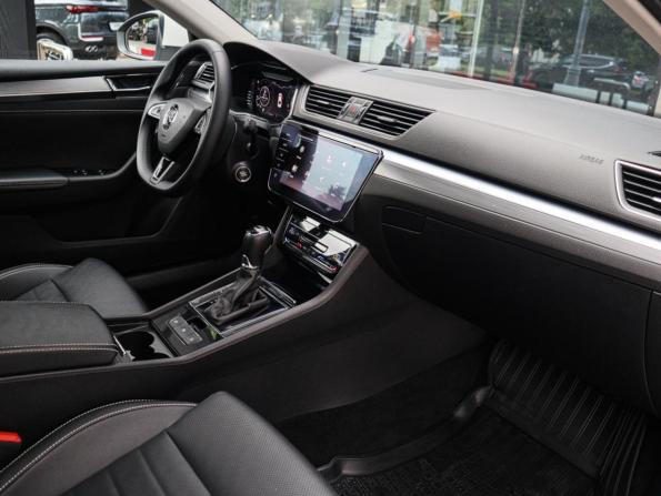 Skoda Superb III Рестайлинг с пробегом 2020 года, цена 3 150 000 рублей, 64000 км, лифтбек, Автокод Объявления