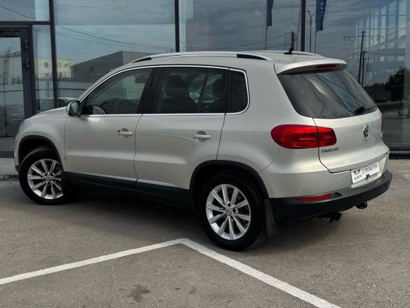 Volkswagen Tiguan I Рестайлинг с пробегом 2013 года, цена 1 350 000 рублей, 160000 км, внедорожник, Автокод Объявления