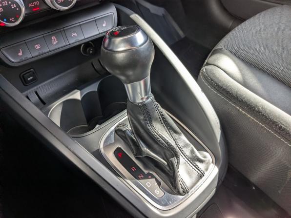 Audi A1 I (8X) с пробегом 2012 года, цена 1 230 000 рублей, 47550 км, хэтчбек, Автокод Объявления