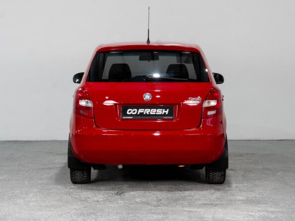 Skoda Fabia II Рестайлинг с пробегом 2010 года, цена 699 000 рублей, 94057 км, хэтчбек, Автокод Объявления