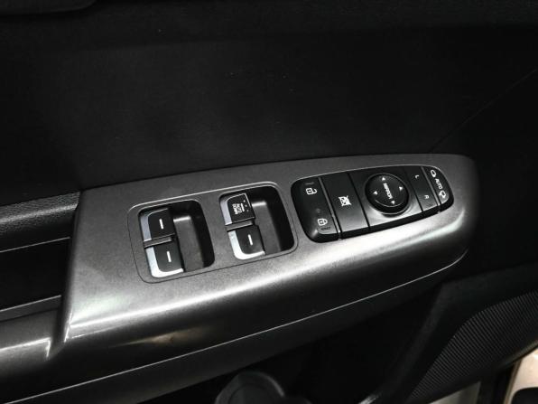 Kia Sportage IV с пробегом 2016 года, цена 2 050 000 рублей, 102246 км, внедорожник, Автокод Объявления
